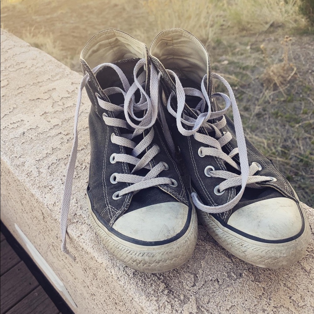 Black high top converse